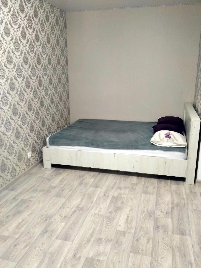 Подобово Квартира В Центрі Міста Konotop Kültér fotó